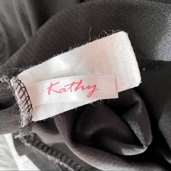 Y2K Kathy Black Flare Skater Skirt - Picture 4 of 4